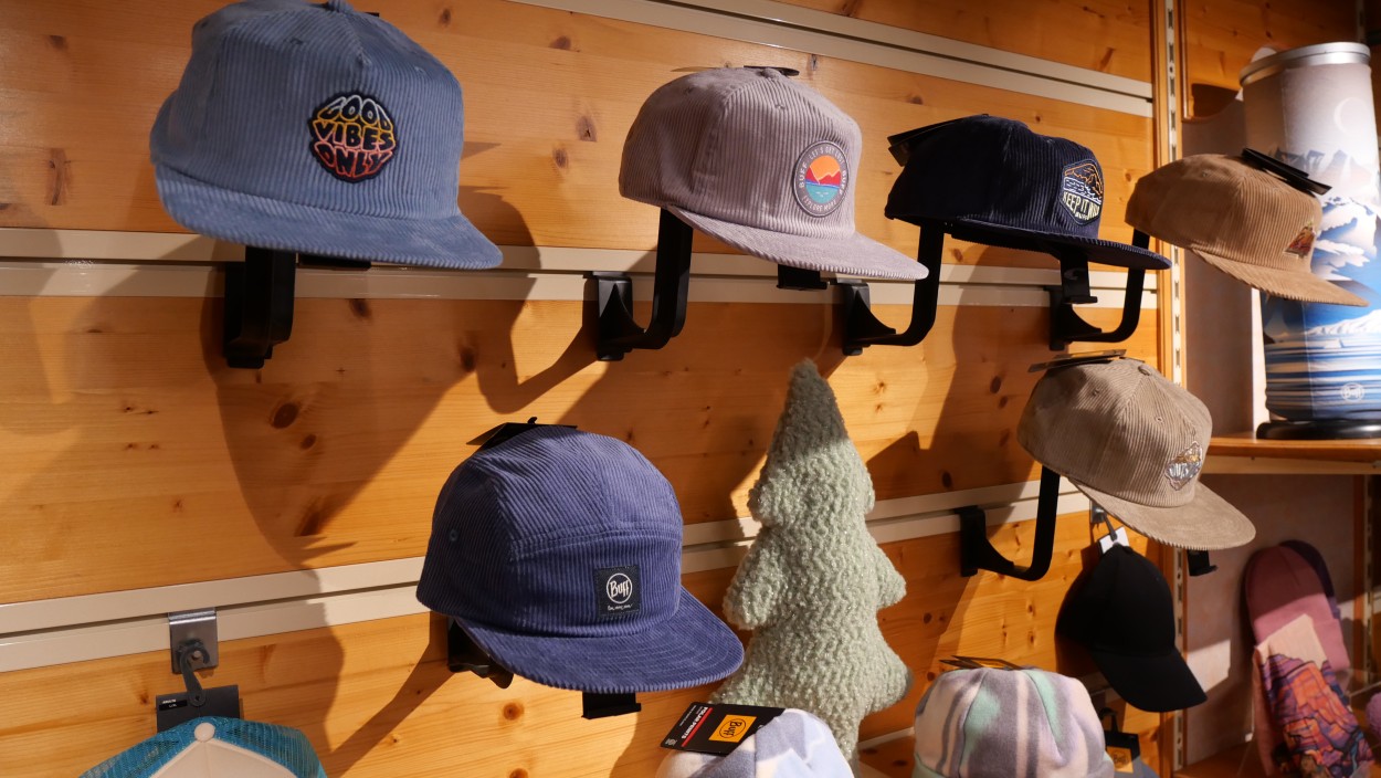 Magasin de location et vente de ski à Morzine. Bergerski